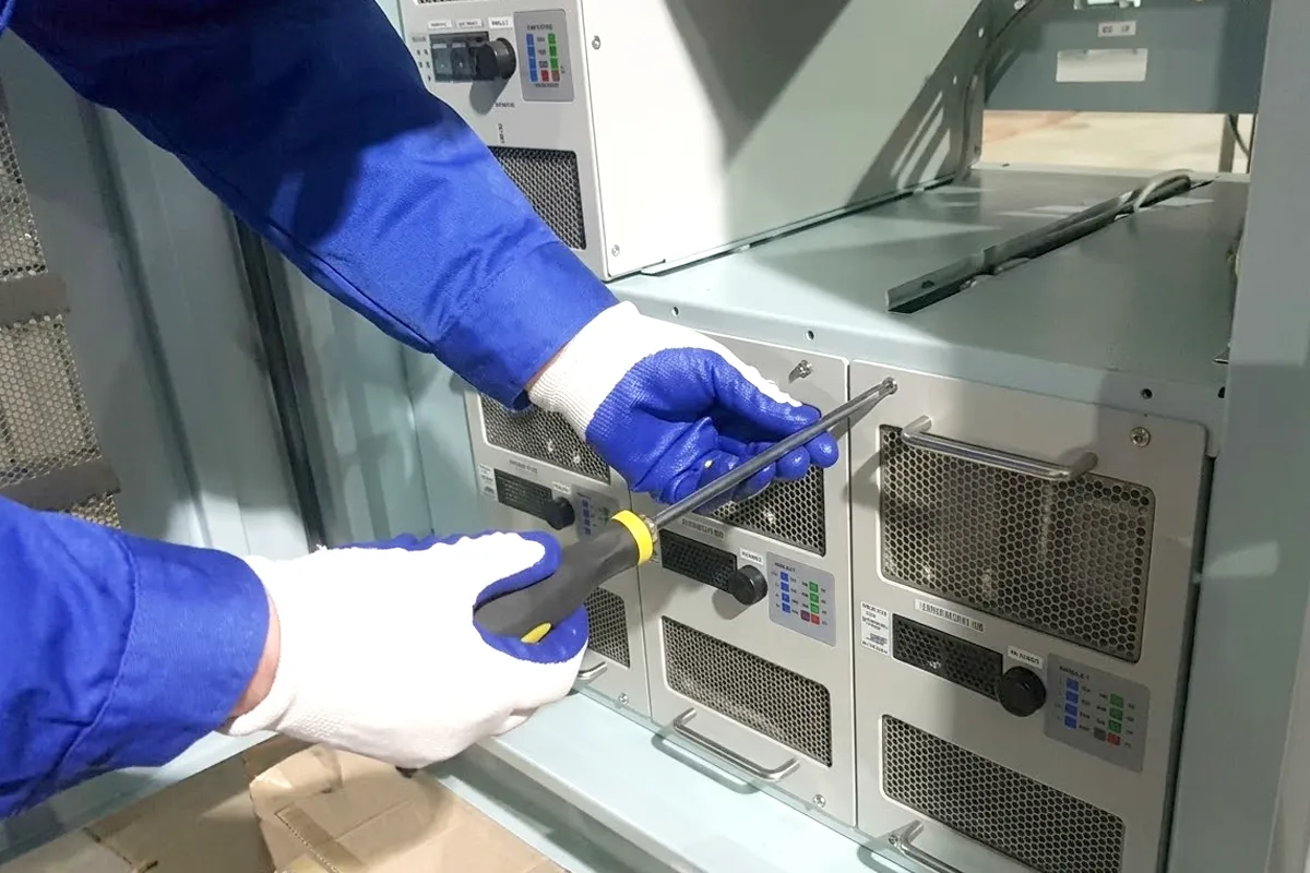 Electronic ballast module and cabinet cooling reference for BWMS